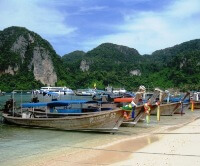 These boats are ideal for getting from beach to beach or nearby offshore Islands in Phuket. Longtail boats in Phuket