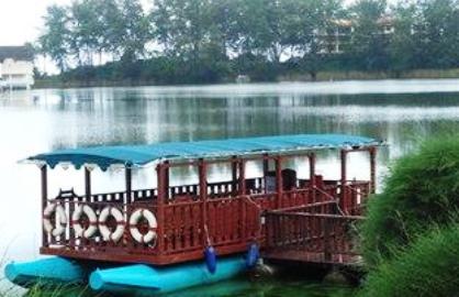 Shuttle Boat Service at Laguna Phuket. Shuttle Boat Service at Laguna Phuket.