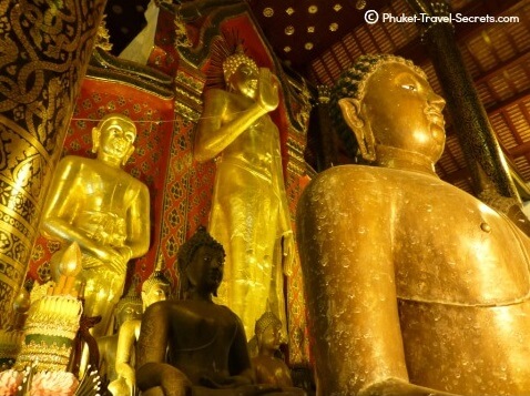 Standing Buddha, known as Phra Chao Attarot is located in the main Viharn at Wat Chedi Luang. Standing Buddha, known as Phra Chao Attarot is located in the main Viharn at Wat Chedi Luang.