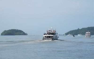 Ferry departing Phuket 