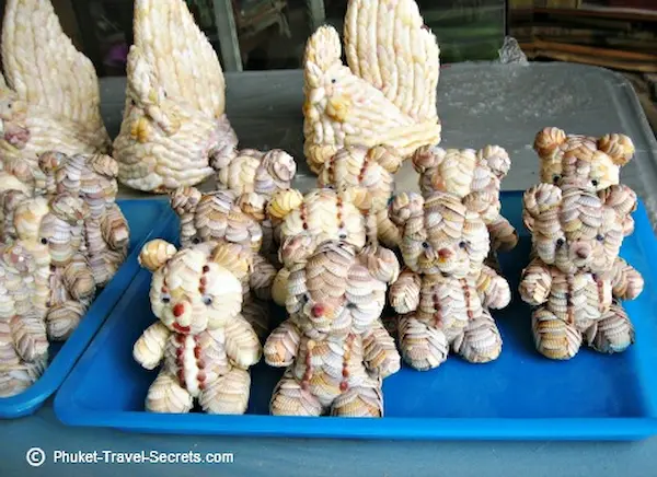 Souvenir stall at Sussan Hoi