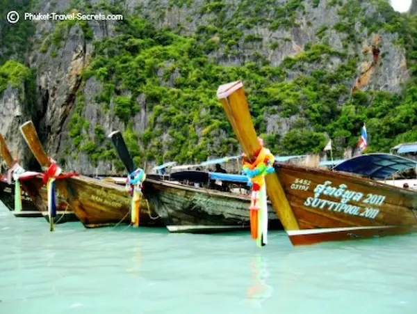 Longtail Boats are available to take you to some of the best beaches and nearby offshore islands during your Phuket Holidays. Phuket Holiday Ideas