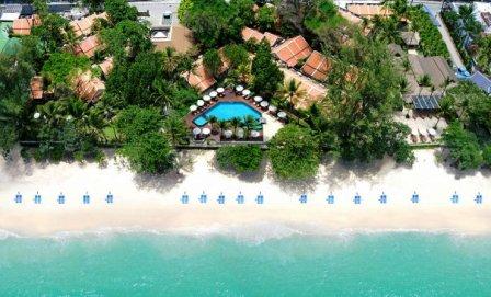 Impiana Resort Patong is an absolute beachfront resort in Phuket. Impiana Resort Patong