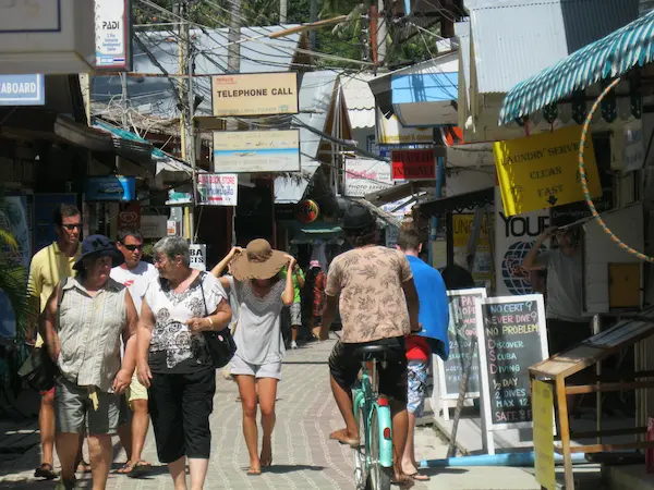 Streets in Tonsai Village