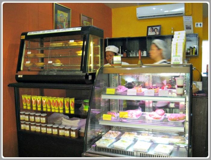 Choose from a selection of yummy meat pies, sausage rolls and tasty treats at Lady Pie.