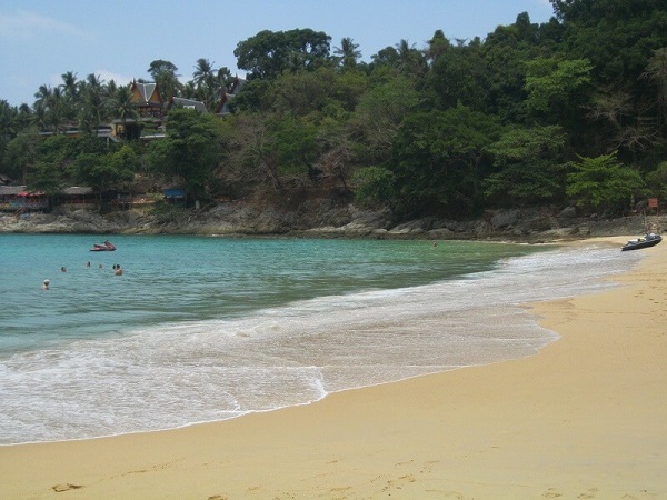 Laem Singh Beach northern headland