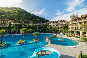 swimming pool Marriott Resort & Spa Resort Merlin Beach swimming pool