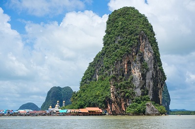 Explore the beautiful Phang Nga Bay by speedboat. Phang Nga Bay tours
