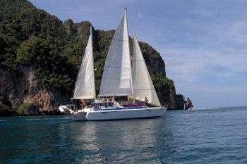 Phuket Yacht Charter Holidays