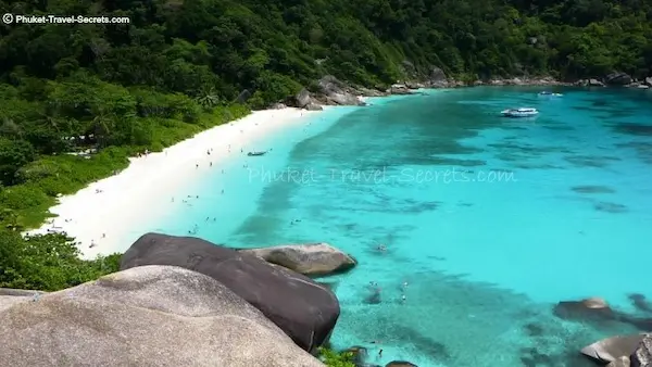 Beautiful Islands nearby to Phuket Islands around Phuket