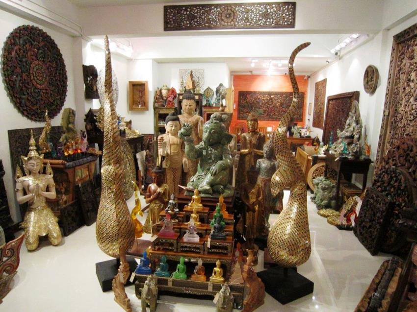 Guided shopping tours in Phuket. Guided shopping tours in Phuket.
