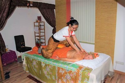 Thai massage happy ending