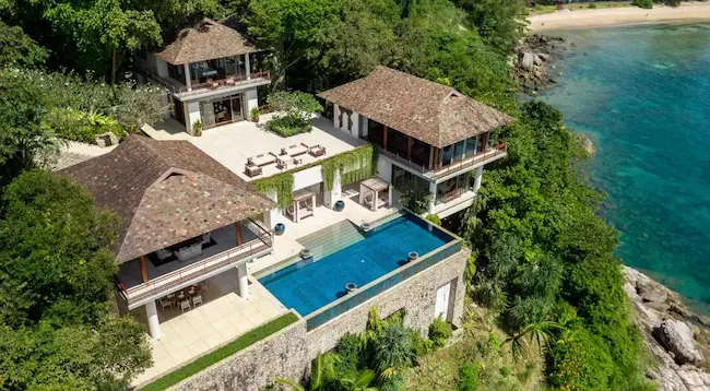 4 Bedroom Villa with ocean views and beach access