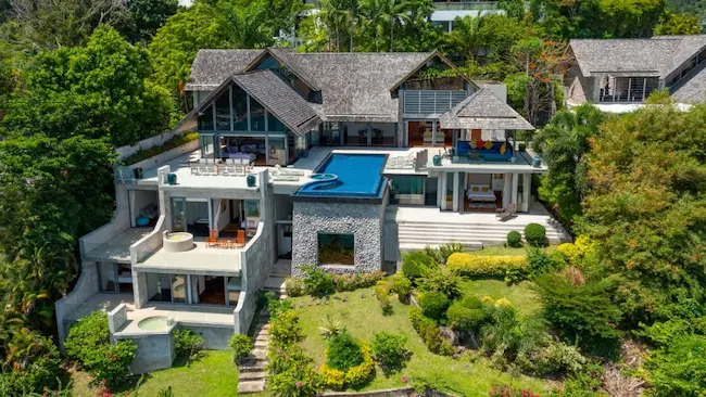 Luxury 6 Bedroom Villa