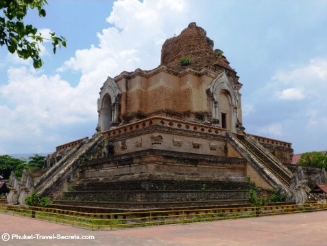 Wat Chedi Luang in Chiang Mai is also known as the Temple of the Great Stupa or the Jedi Luang. Wat Chedi Luang in Chiang Mai is also known as the Temple of the Great Stupa or the Jedi Luang.