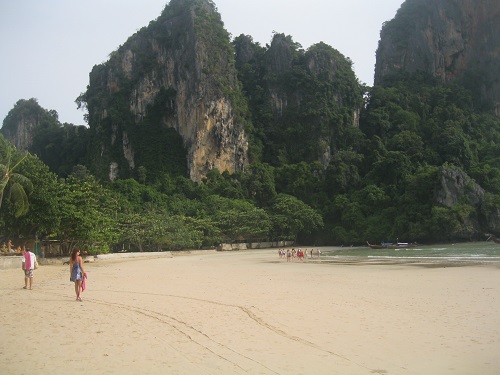 Railay beach: best tips and activities in Thailand