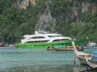 Ferry to Phi Phi