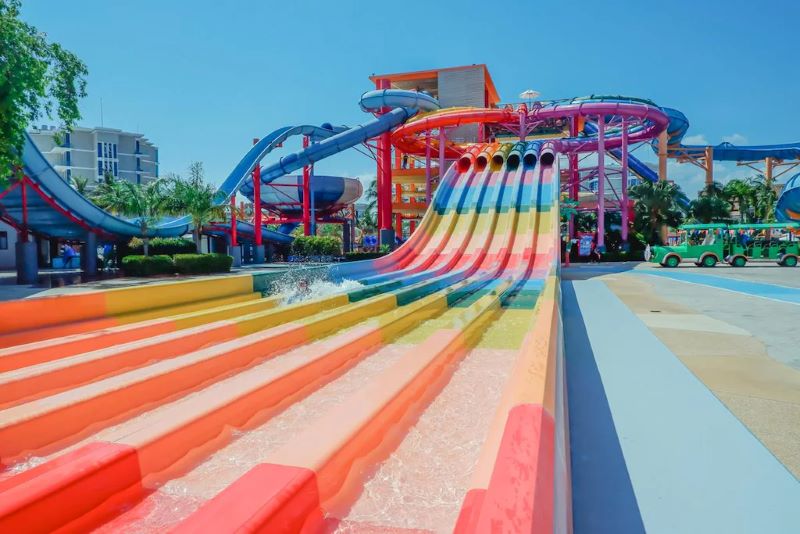 Splash Jungle Water Park in Phuket